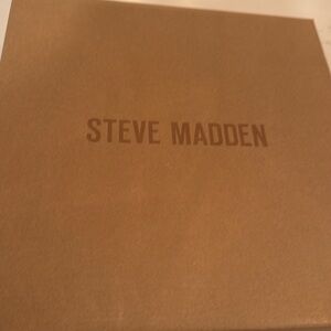 Steve Madden never worn Loreen Black boot